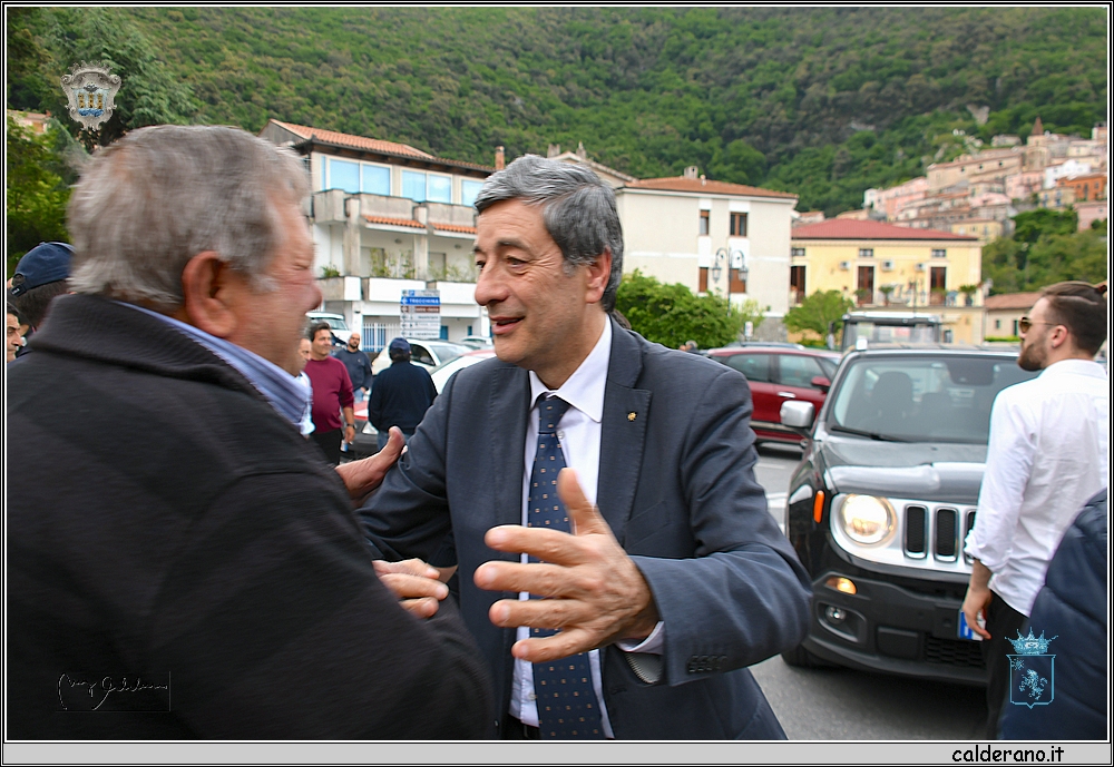 19E_9003.JPG