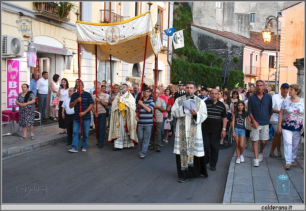 19H_9837.JPG