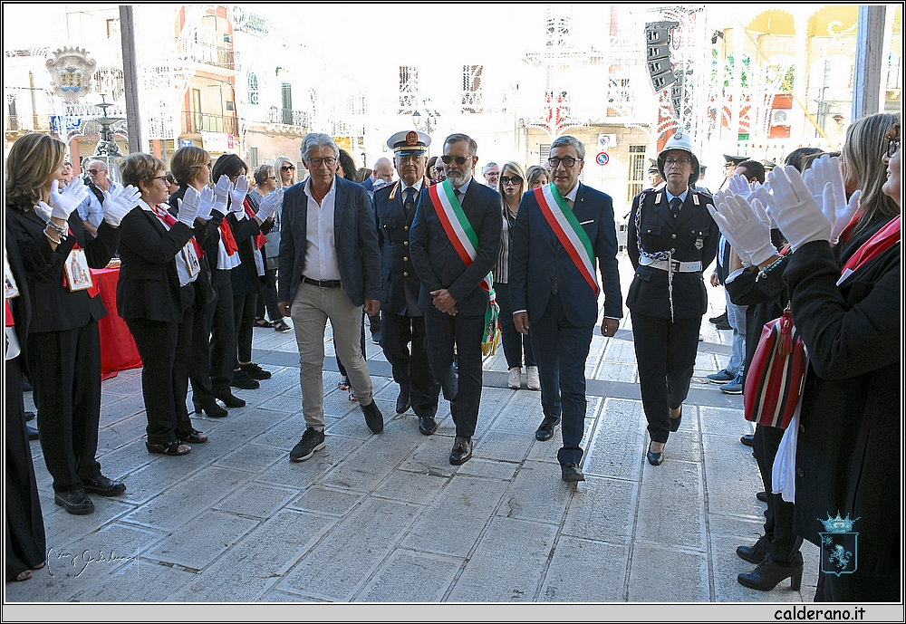 19R_7880.JPG