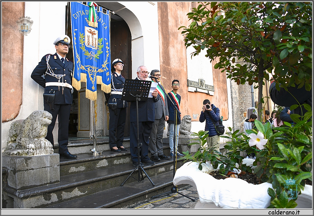 19R_8544.JPG