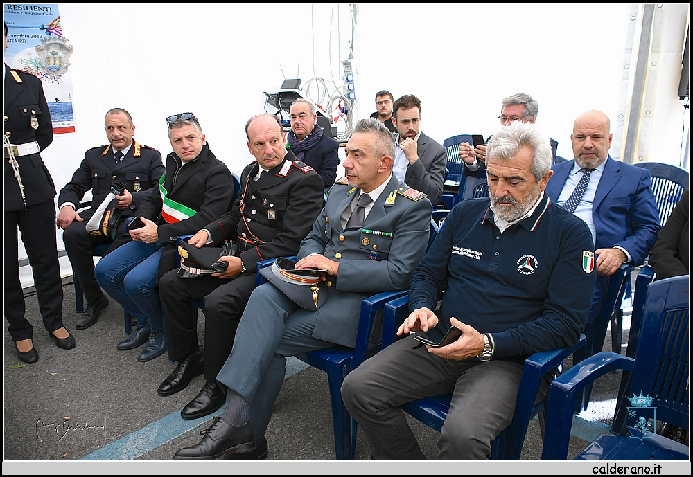 19R_8820.JPG