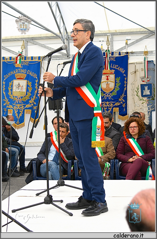 19R_8872.jpg