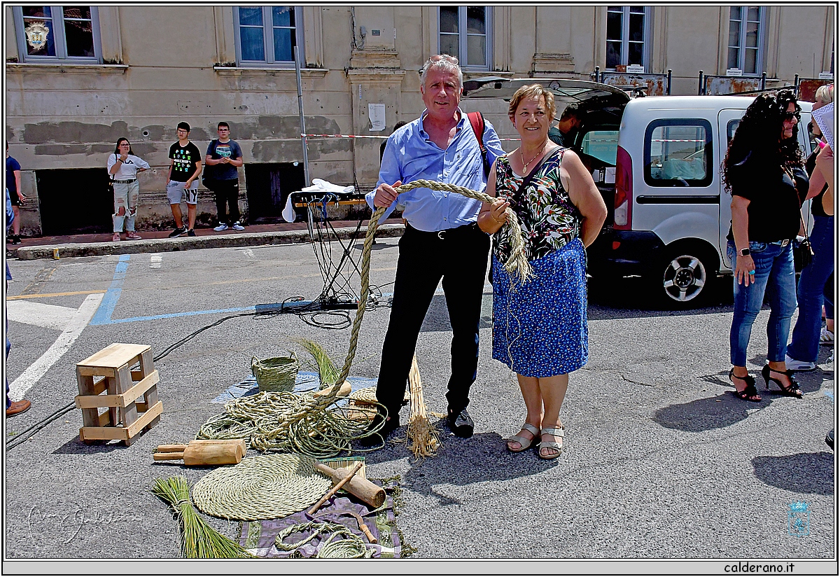 22E_2735.JPG