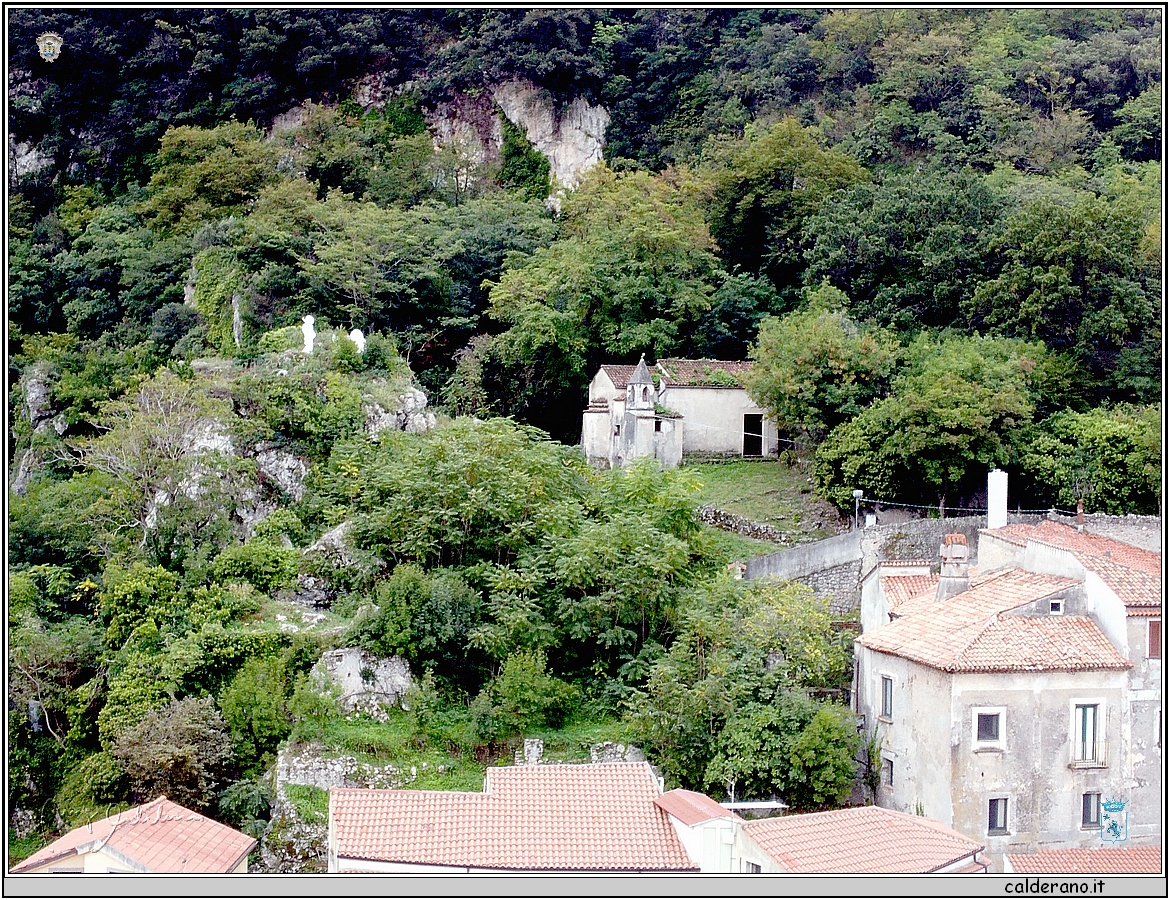 22R_2863 17.JPG