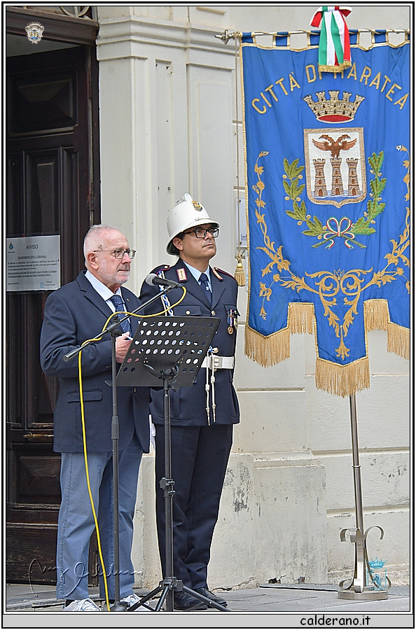 22R_3811.JPG