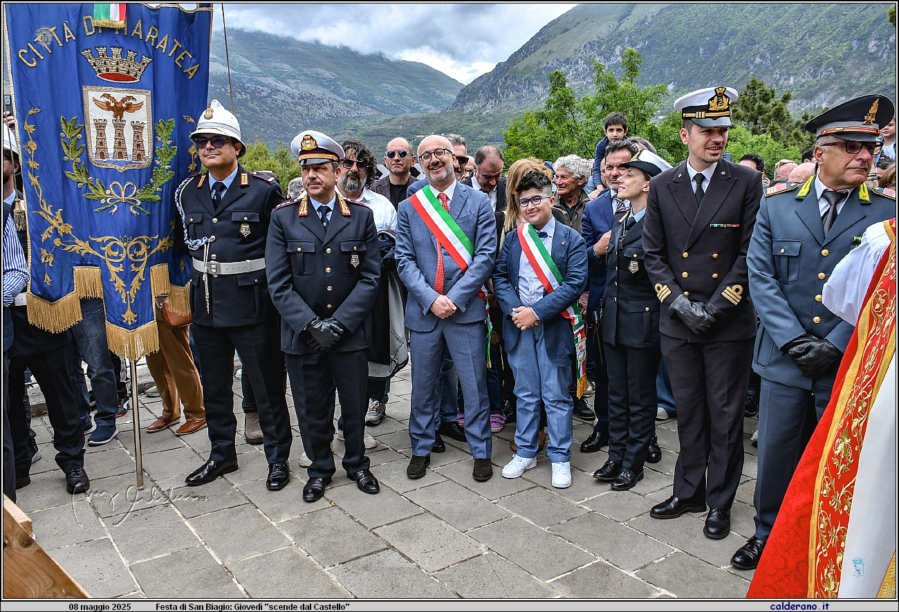 25E_8116.JPG