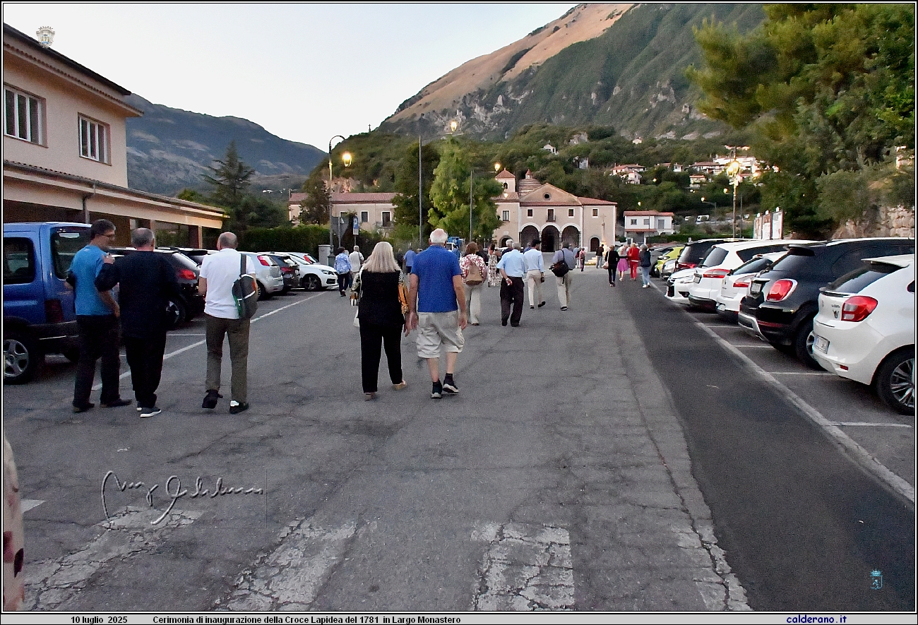 25L_1230.JPG