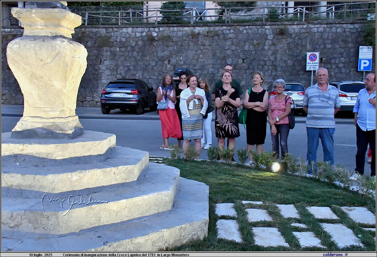 25L_1243.JPG