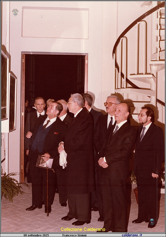 031 Francesco Sisinni con il Presidente della Repubblica Francesco Cossiga 8.jpeg