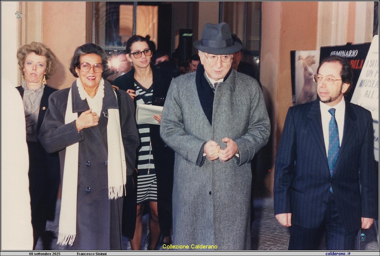 062 Francesco Sisinni con il Presidente della Repubblica Francesco Cossiga.jpeg
