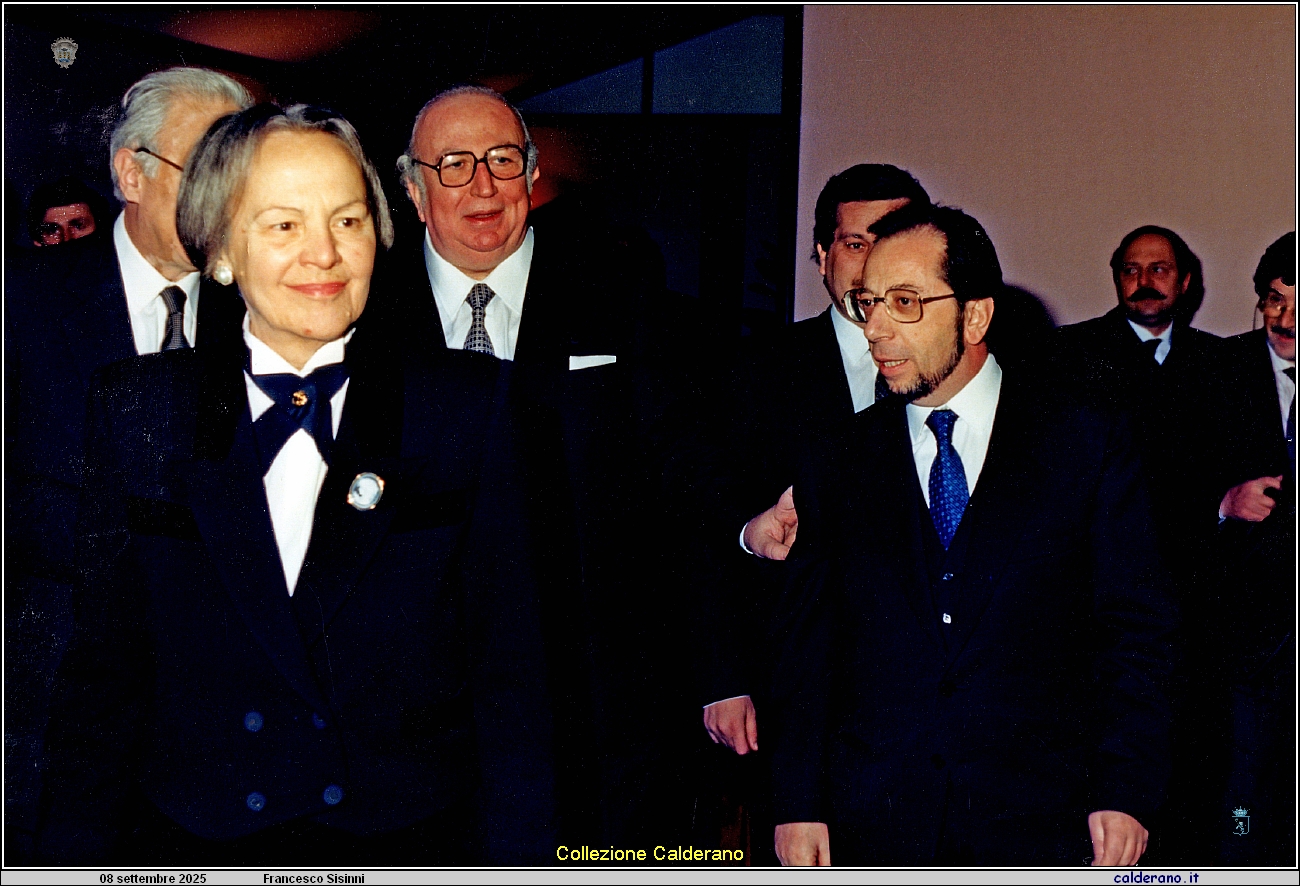 077 La Presidente della Camera Nilde Iotti, Il Ministro Giovanni Spadolini e Francesco Sisinni.jpeg