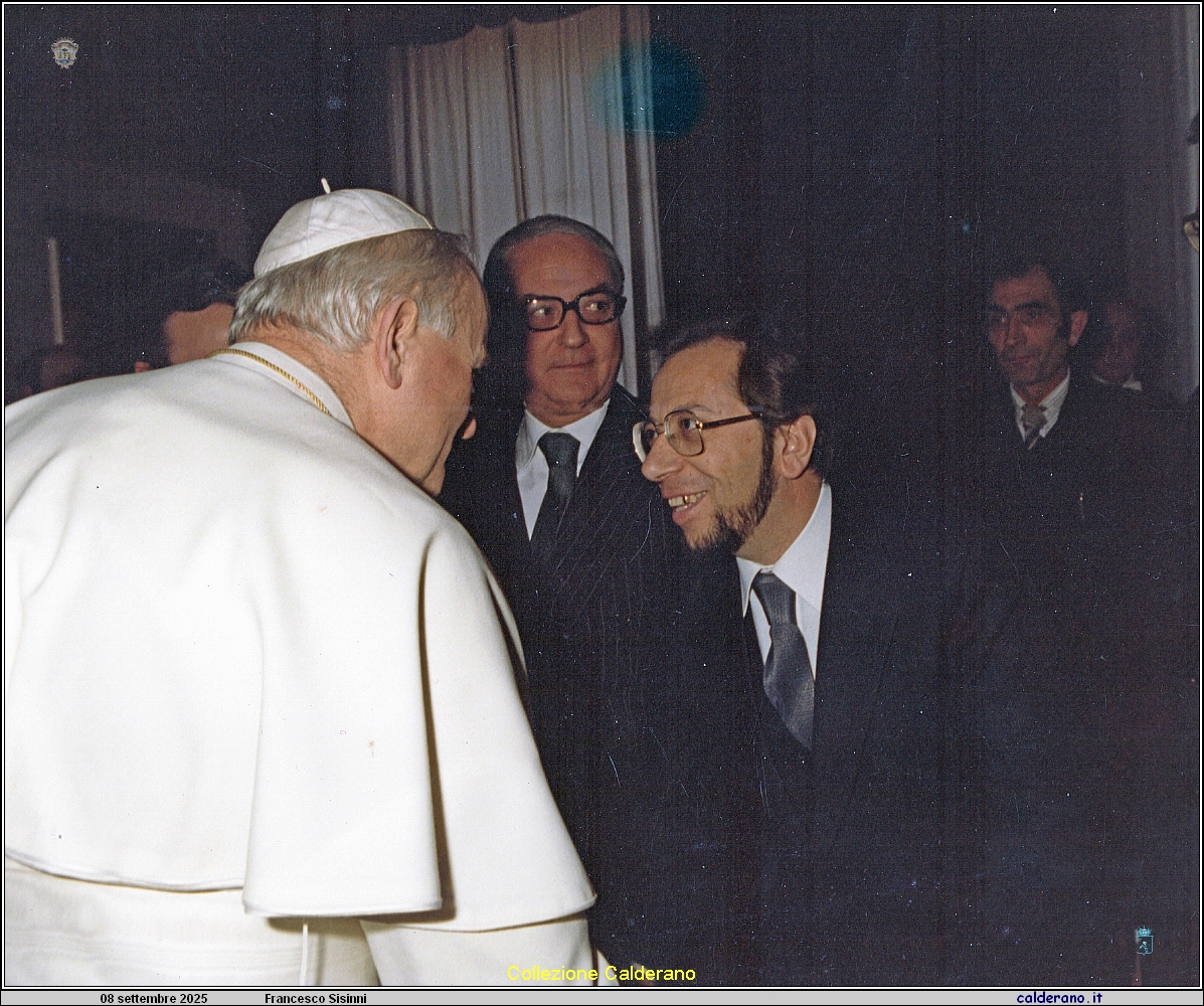 283 S.S. Giovanni Paolo II con Francesco Sisinni.jpeg