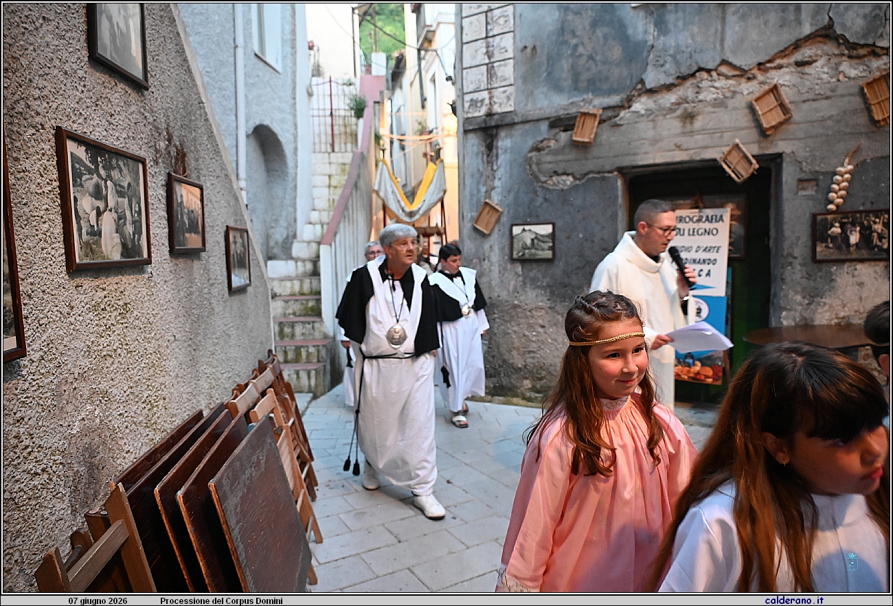 26H_90074.JPG