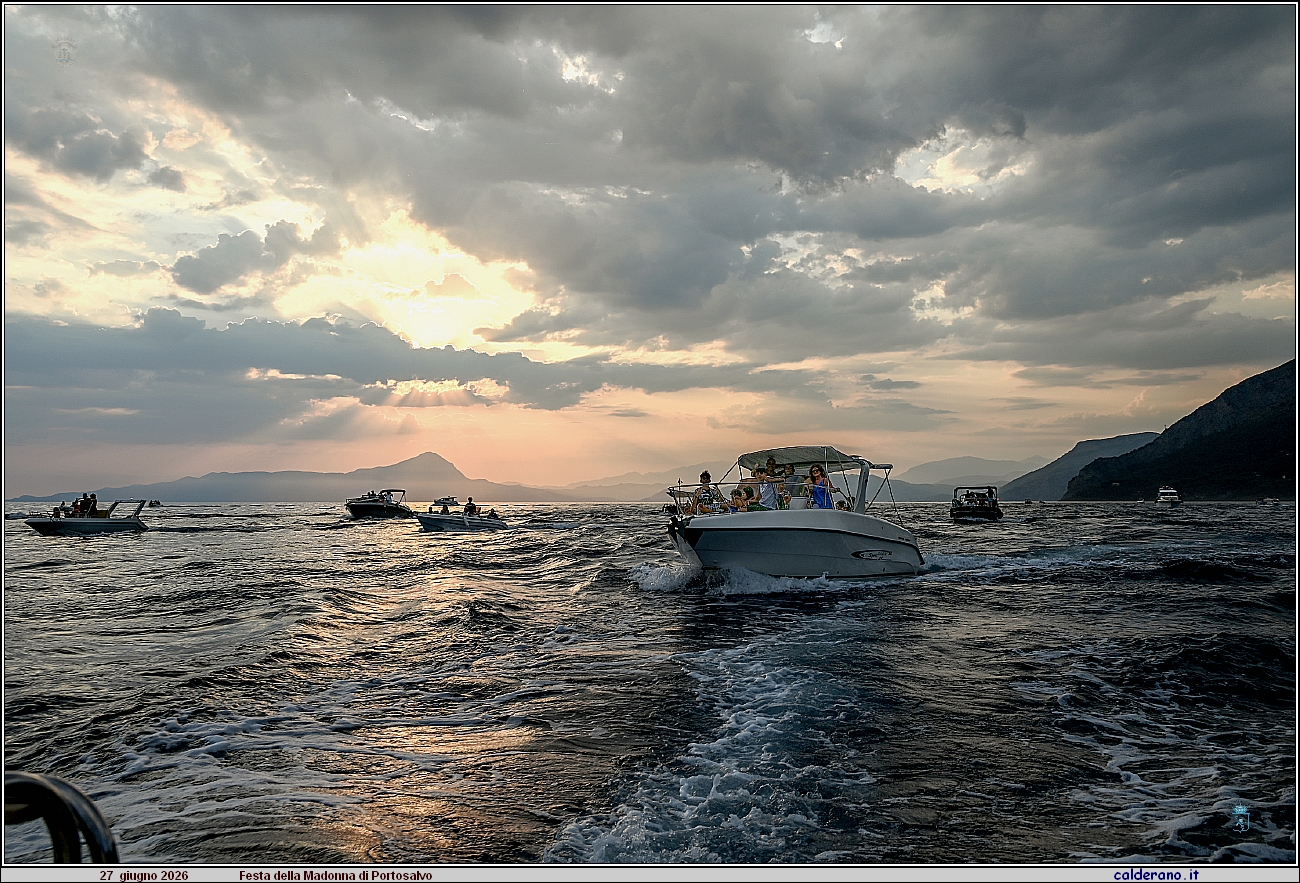 26H_2554.JPG