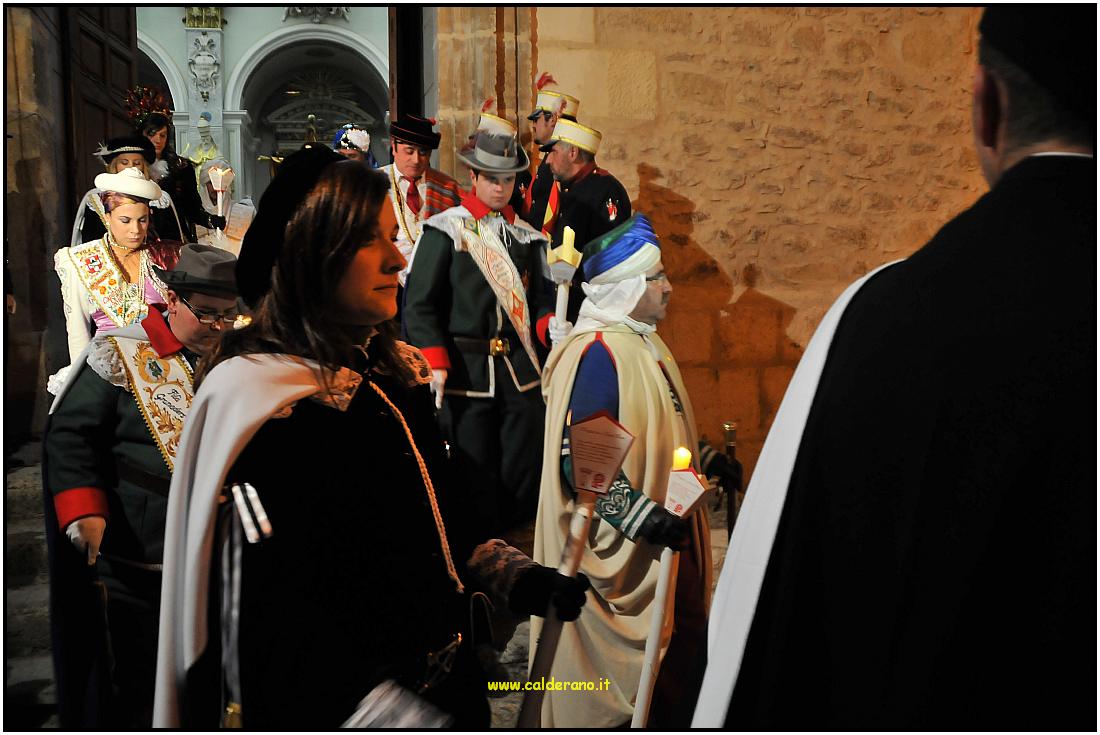 19 Procesion 3150.JPG