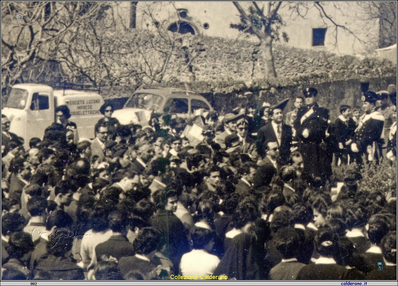 Inaugurazione monumento ai caduti 04-11-1959.jpg