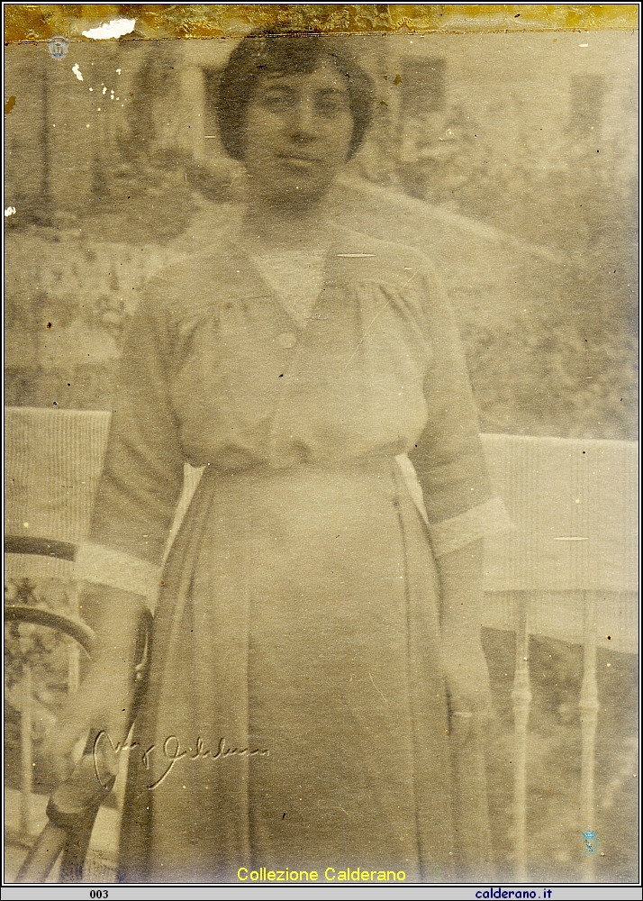 Mariuccia la moglie di Biagio Schettino.jpg