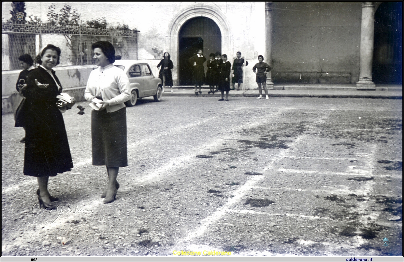 Maria Brando e una collega al De Pino .jpg