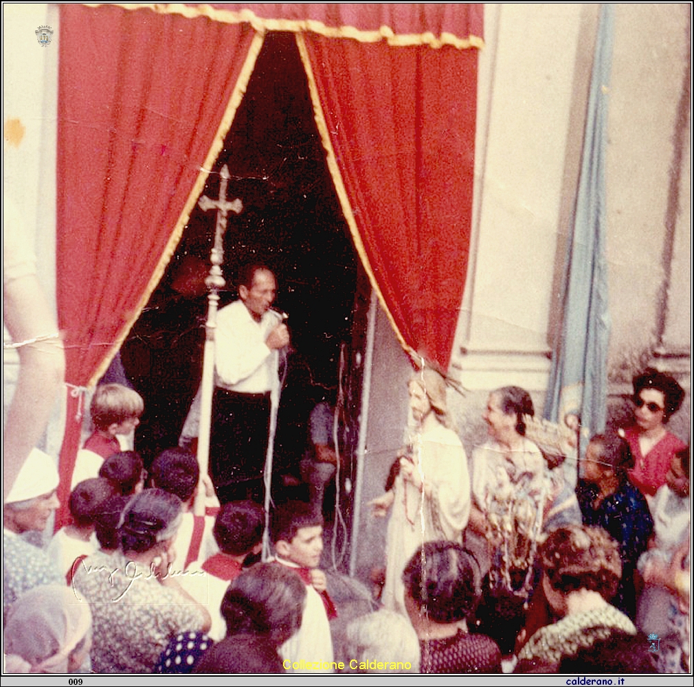 Francesco Fiorenzano e l'incanto delle statue alla festa della Madonna di Portosalvo.jpg