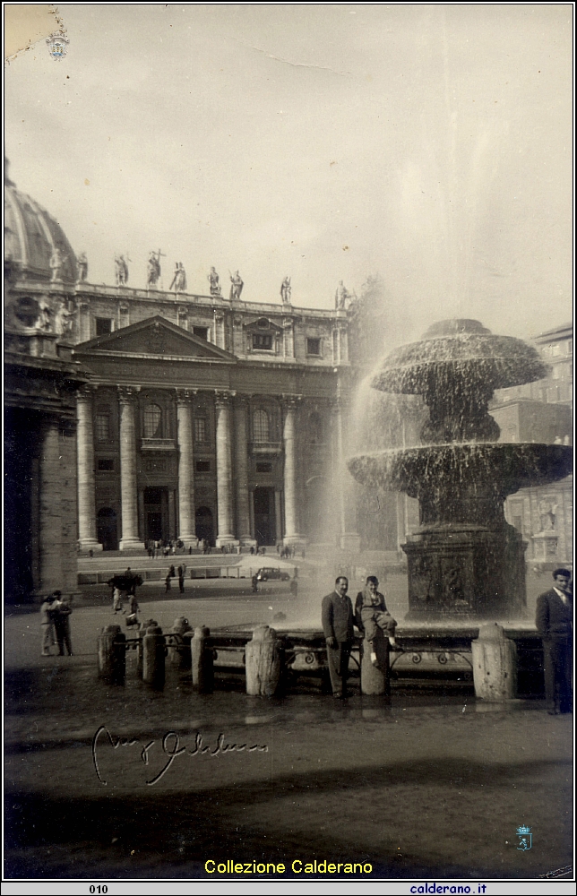 Con Papa' a San Pietro 1956.jpg