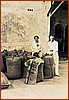 Benito Stoppelli con i Sacchi di caffe ad Haiti.jpg