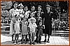 Famiglia Maestri - Giardino alla stazione di Marina.jpg