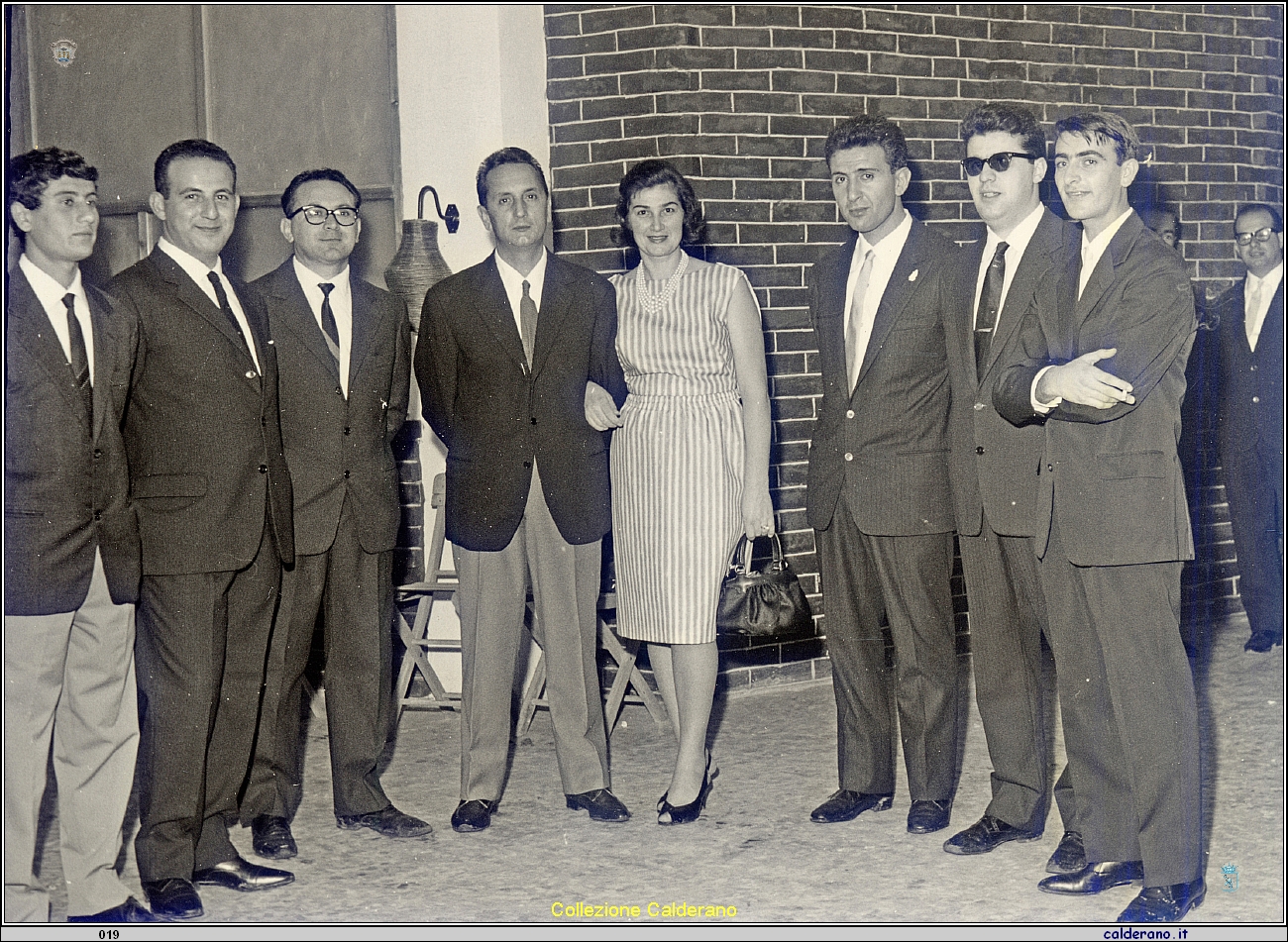Franceschino, Arnaldo, Gioacchino, Pietro Salvadore e Moglie, Andrea, Fioravante, Eugenio e Bleco.jpg