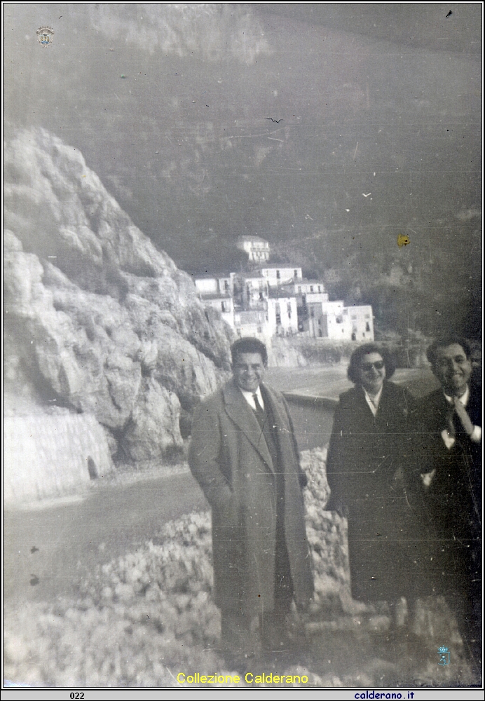 Raffaele Mandarano e Lidia Del Viscio al Porto 1961 12.jpg
