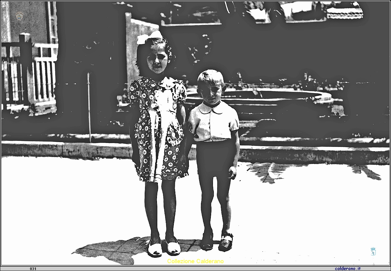 Angioletta e Enrico Maestri in sovraesposizione.jpg