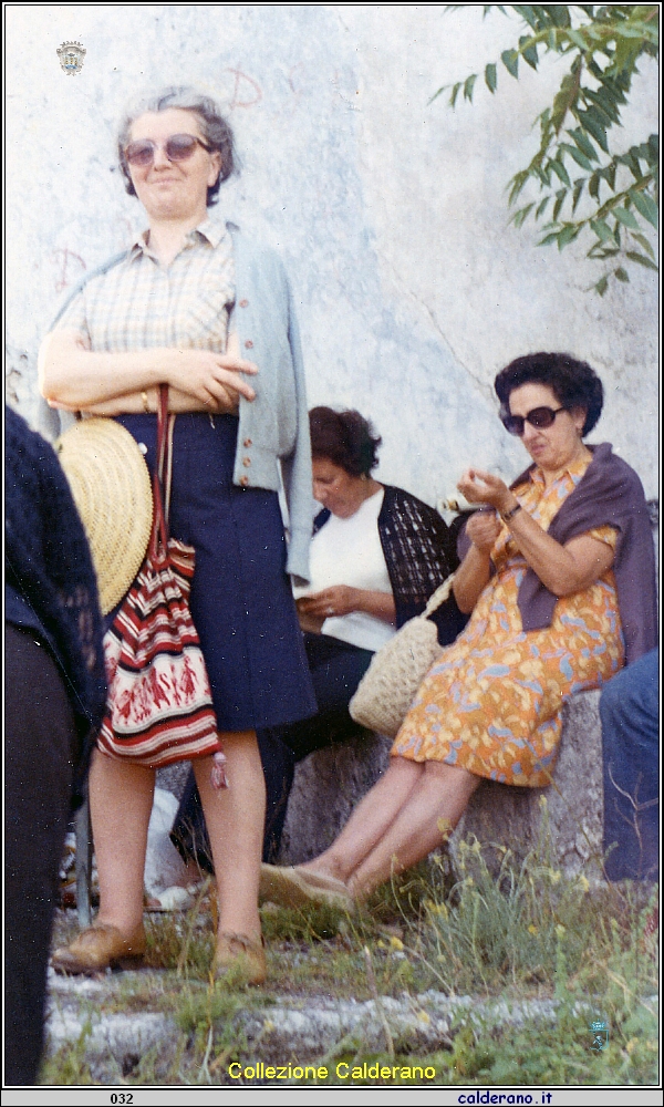 Letizia Labanchi e Maria Brando - Giugno 1971.jpg