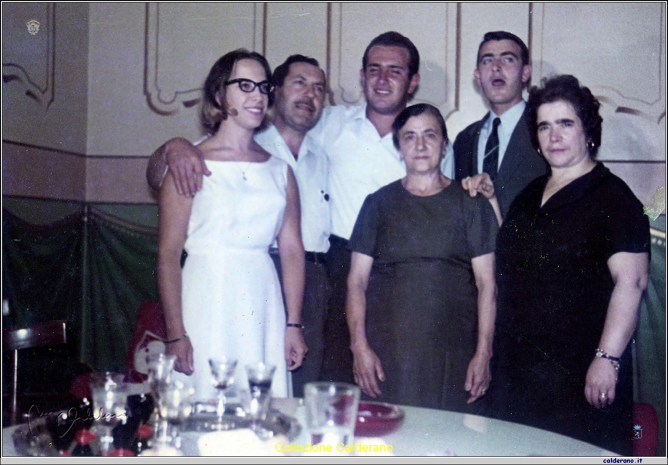 Nozze d'argento 13 settembre 1966.jpg