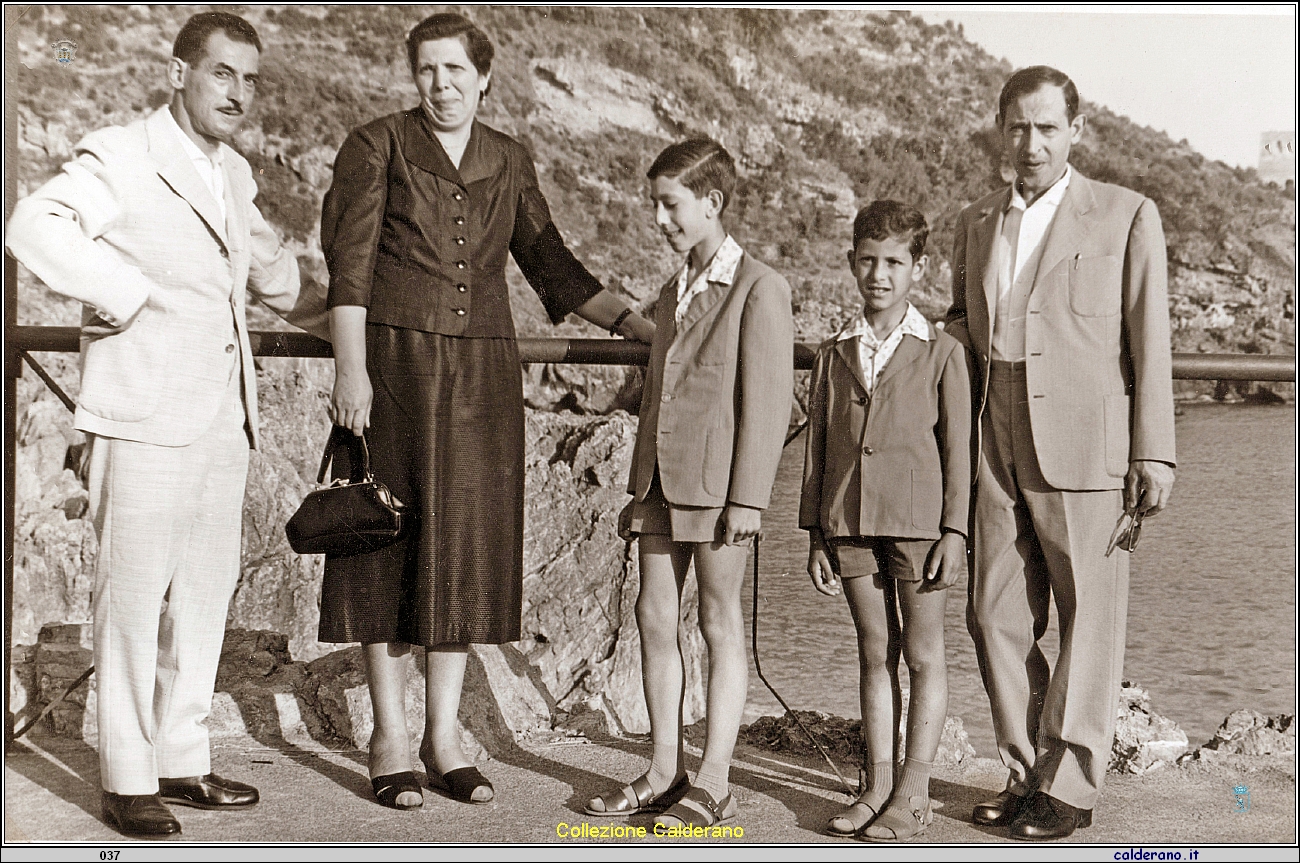 Biagio, Filomena, Ciccillo, Biasino e Vincenzo Colavolpe.jpeg