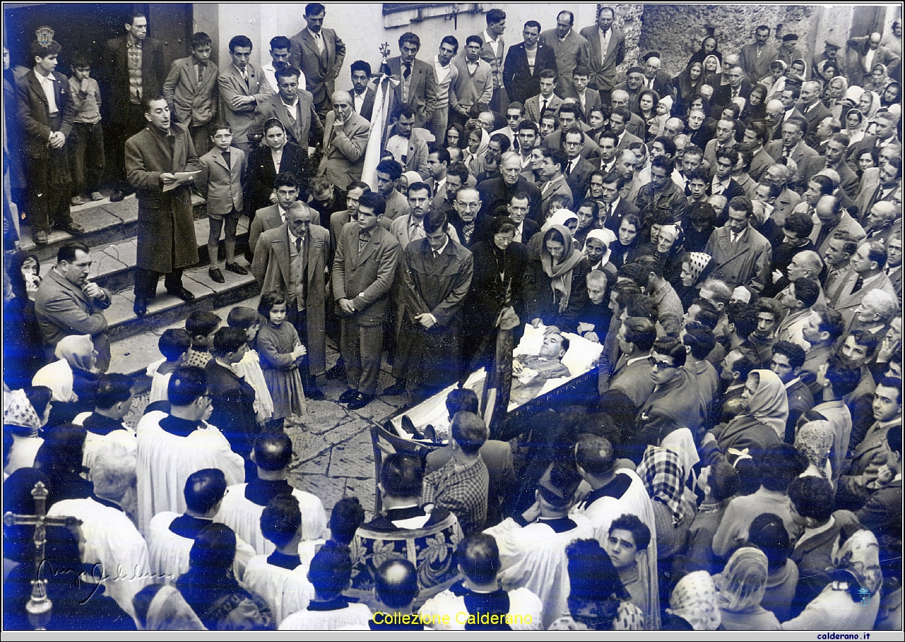 Funerali  di Padre Ettore De Filippis 19-11-1958.jpg