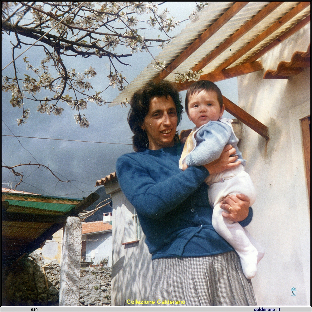 Bianca Ramirez con il nipote Antonello.jpg