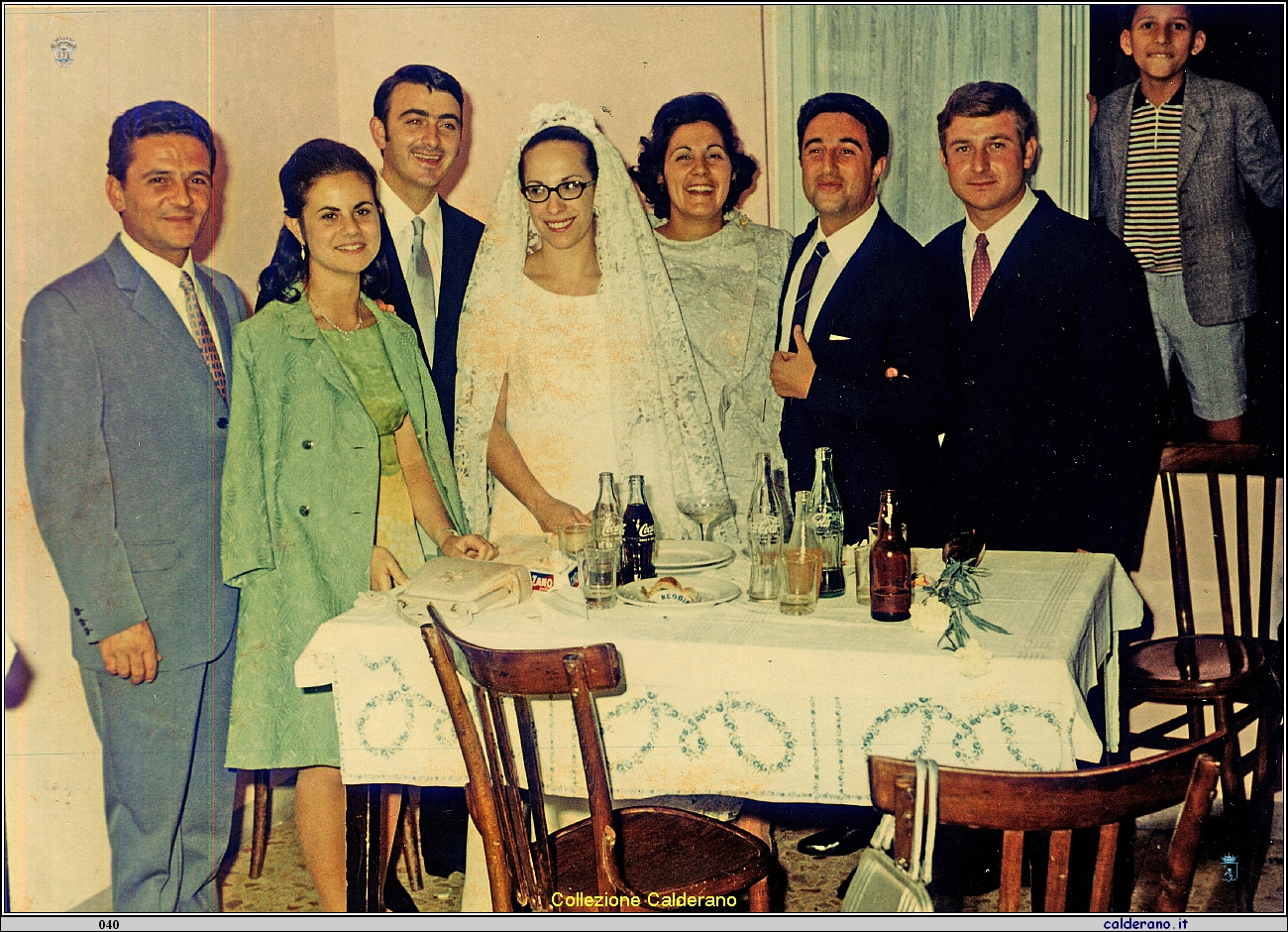 Maria Emilia ed Eugenio con i colleghi di lavoro 1969.jpg