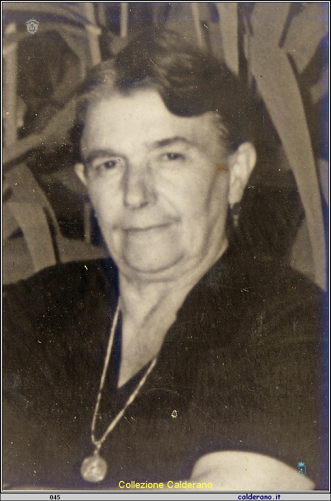 Anna Libertore.jpg