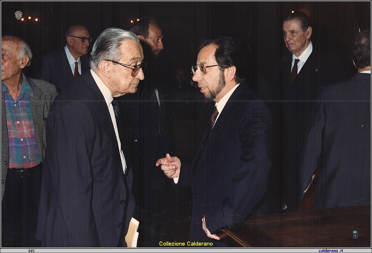 Francesco Sisinni con Giulio Carlo Argan i.jpeg