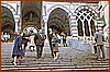 Sulla scalinata d'Amalfi.jpg