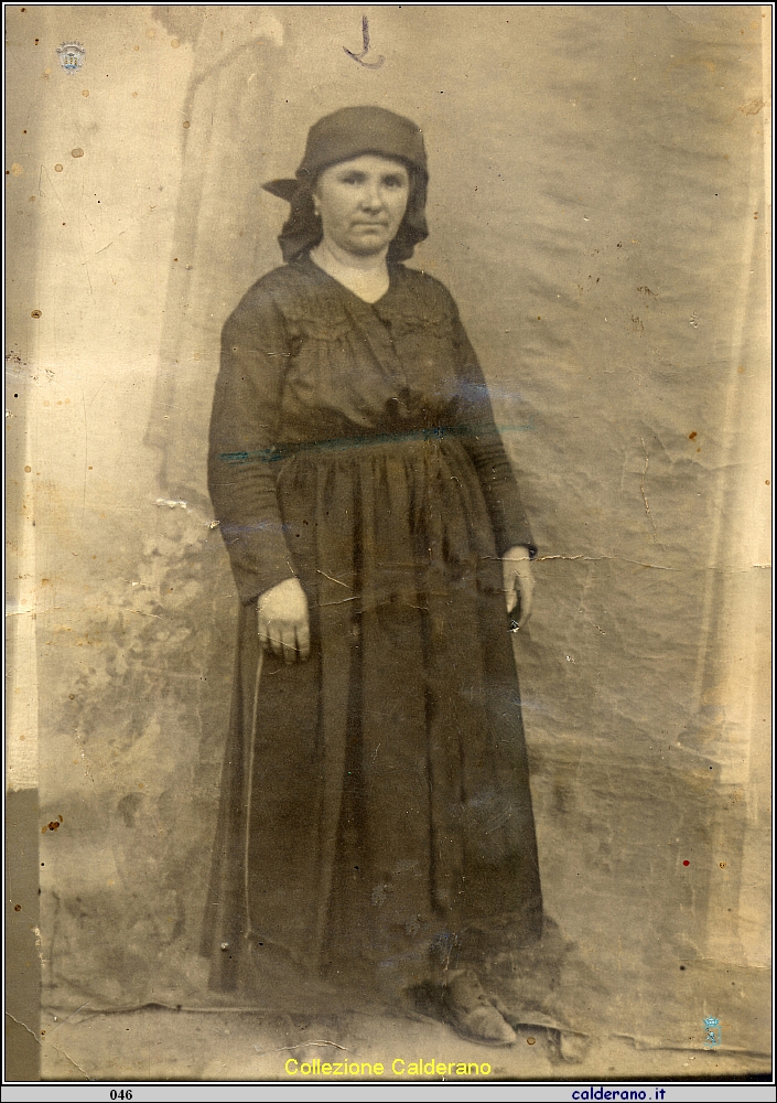 Maria Iannini Avigliano - Nonna Maria (1888-1969).jpg
