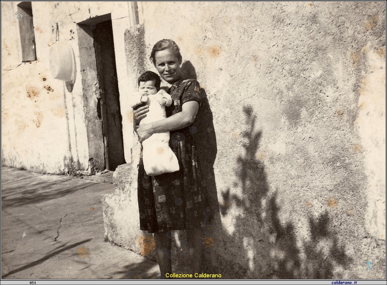 Rosa Limongi Giffuni e la figlia.jpeg