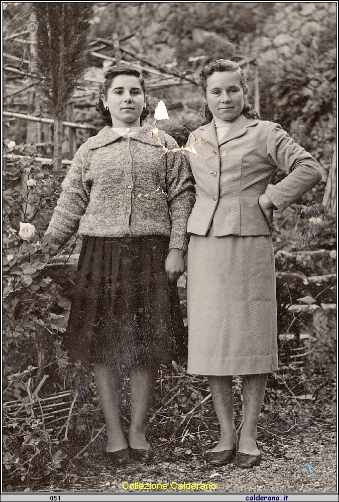 Signorine con Rosa Limongi.jpg