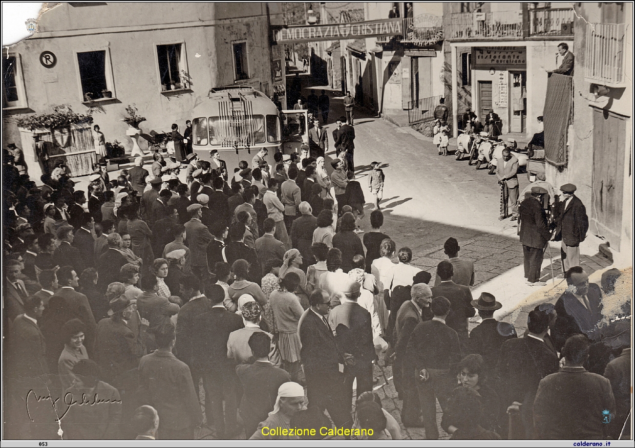 Giacomo Labanca Comizio in Piazza Buraglia.jpeg