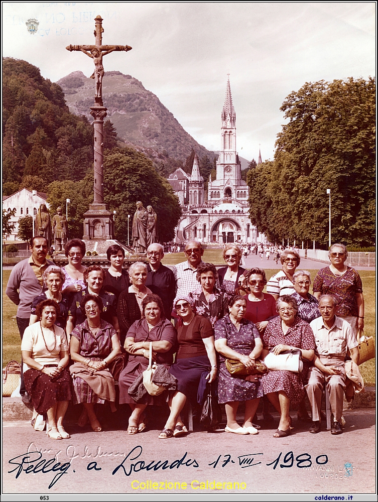 Pellegrini a Lourdes 1980.jpeg