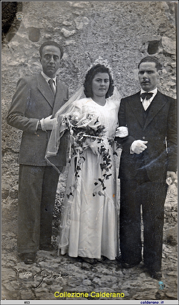 Sposi Rosa Amato e Michele Ciliberti e Francesco Mordente testimone.jpeg