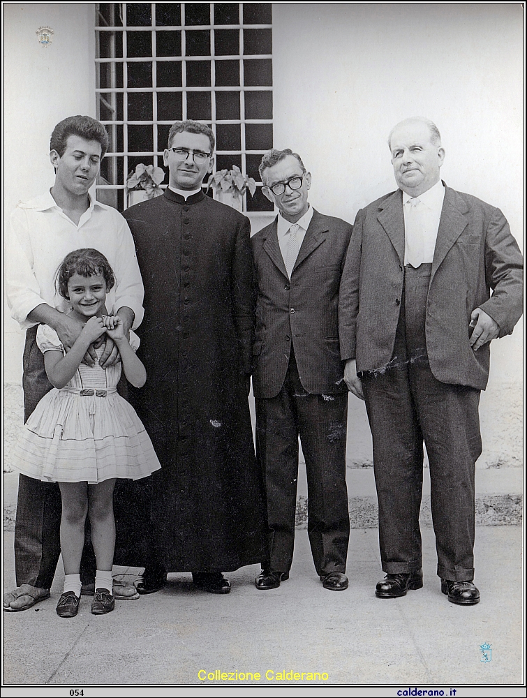 Pinuccio Cataldo, Don Giuseppe Cataldo, Giacomo Labanca e il Maestro Biagio Schettino 19-07-1964.jpeg