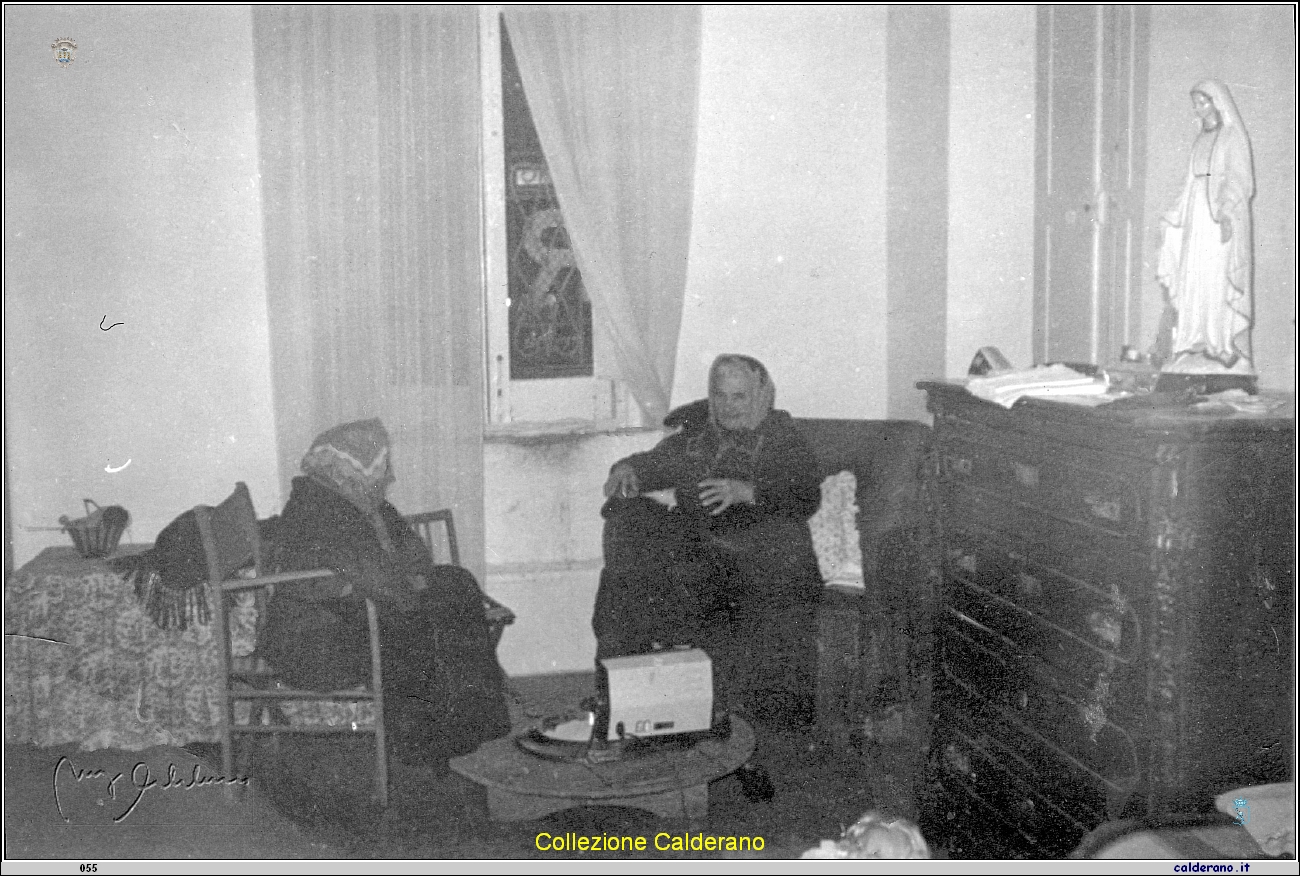 Giuseppina 'i Fioravante e Mariuccia Iannini Avigliano.jpeg