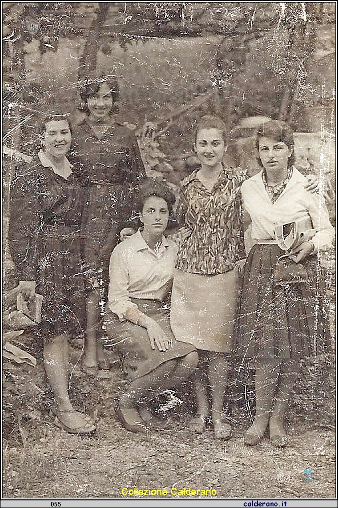 Maria Pia Surace, Silvana, Carmelina Brando, Anna Maria Schettino e Maria Immacolata Labanchi.jpg