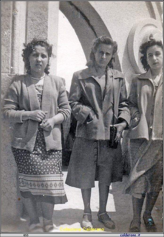 Rosa Liberatore, Maria e Pinuccia De Pasquale 05-05-1951.jpeg