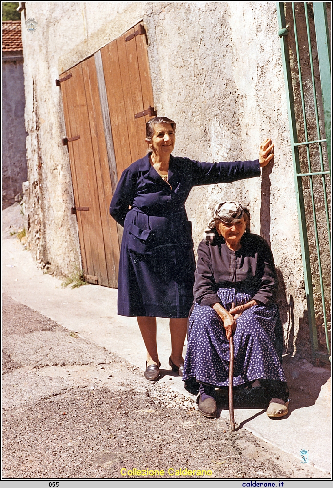 Teresa Liberatore e Fortuna D'Anetra 22-05-1972.jpeg