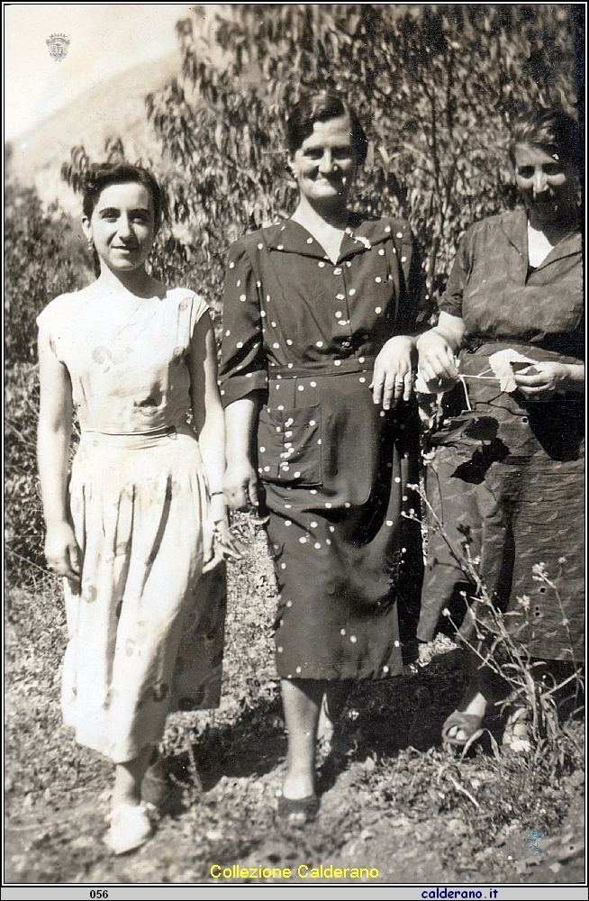 Pinuccia De Pasquale, Carolina Brando Tetella Liberatore - 20-08-1956.jpeg